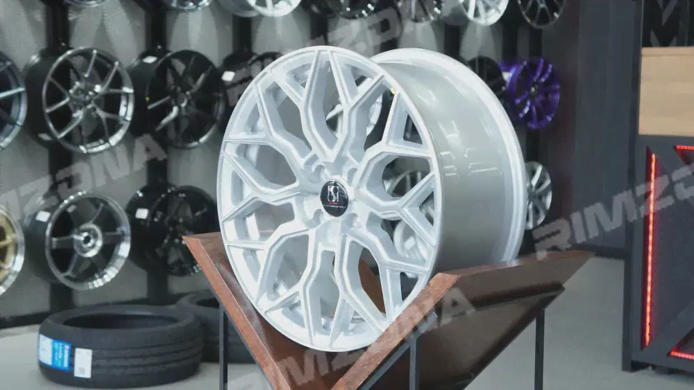 Литой диск В СТИЛЕ VOSSEN HF2 R17 7.5J 4x100 ET40 dia 60.1 MS-0