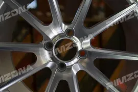 Литой диск В СТИЛЕ VOSSEN VFS1 R16 7J 5x114.3 ET35 dia 73.1 MS