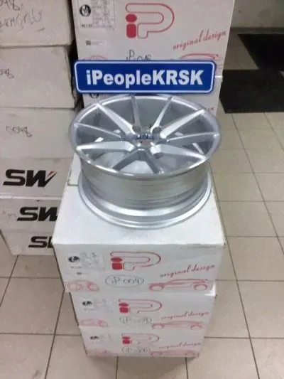 Vossen VFS1 R17 7,5j ET+28 5*114,3 ( Д - 03)